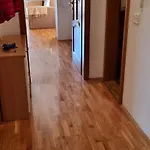 Nina Апартаменти *